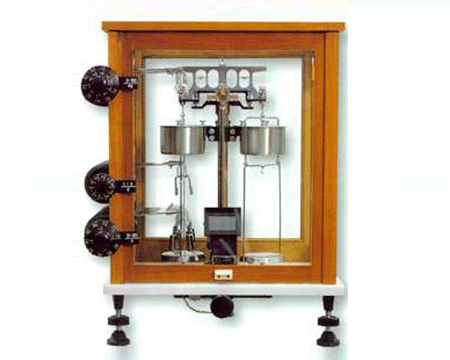 上海良平 TG328A 全自动机械分析天平